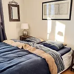 4 Star In דירה