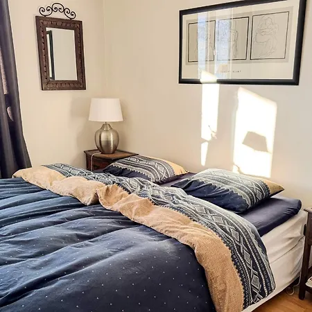 4 Star In Apartment