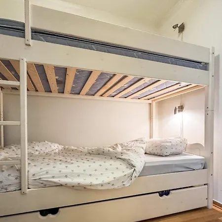 4 Star In Hovden (Aust-Agder)